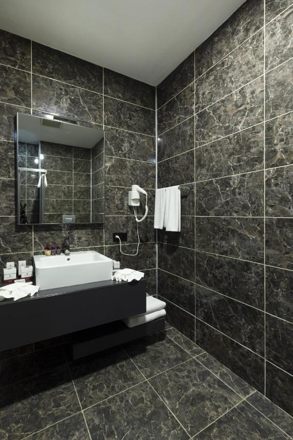 Euphoria Apartments Batumi Ngoại thất bức ảnh